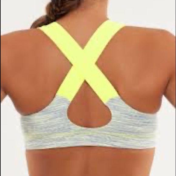 Lululemon size 6 bra - Picture 3 of 3